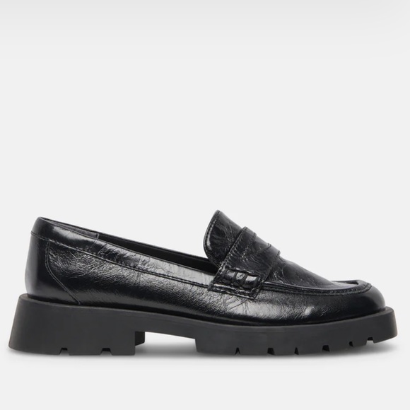 Dolce Vita Shoes - NWOB Dolce Vita Elias Flats in Onyx Crinkle Patent